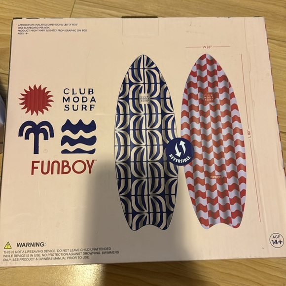 Funboy Club Moda Surf Surfboard Float with Pump - Picture 3 of 4